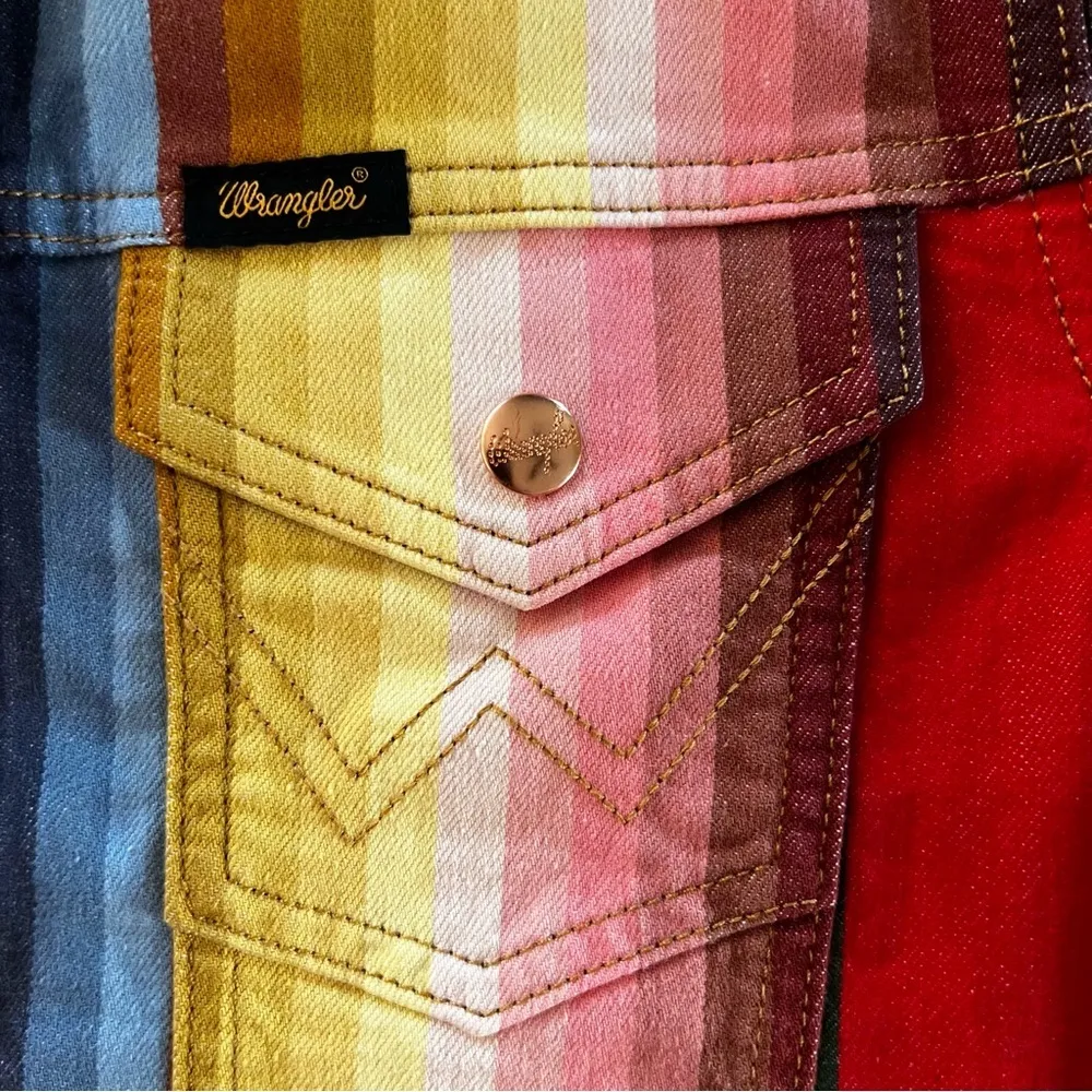 Wrangler  x Lainey Wilson Rodeo Trucker Jacket - Image 8