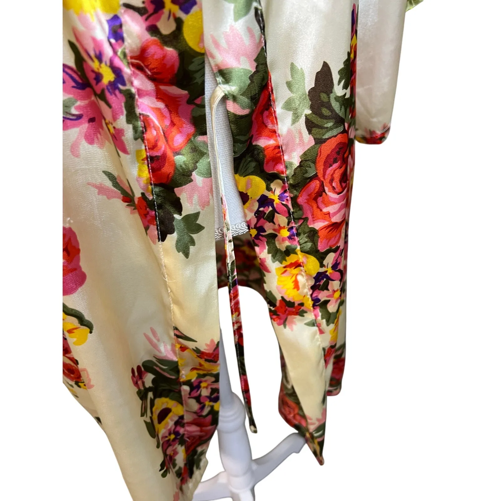 Floral satin kimono robe pajamas sleepwear loungewear glam feminine Yellow Size M - Image 3