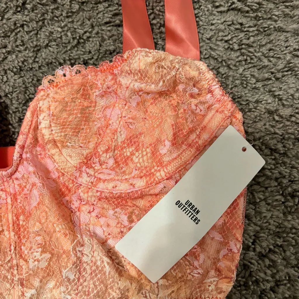 Out From Under Yvonne Lace Bow Cropped Corset NWT - Image 6