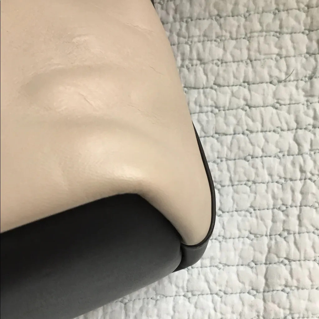 Authentic CHLOE BAILEY leather bag- BEAUTIFUL 🌹🌹 - Image 15