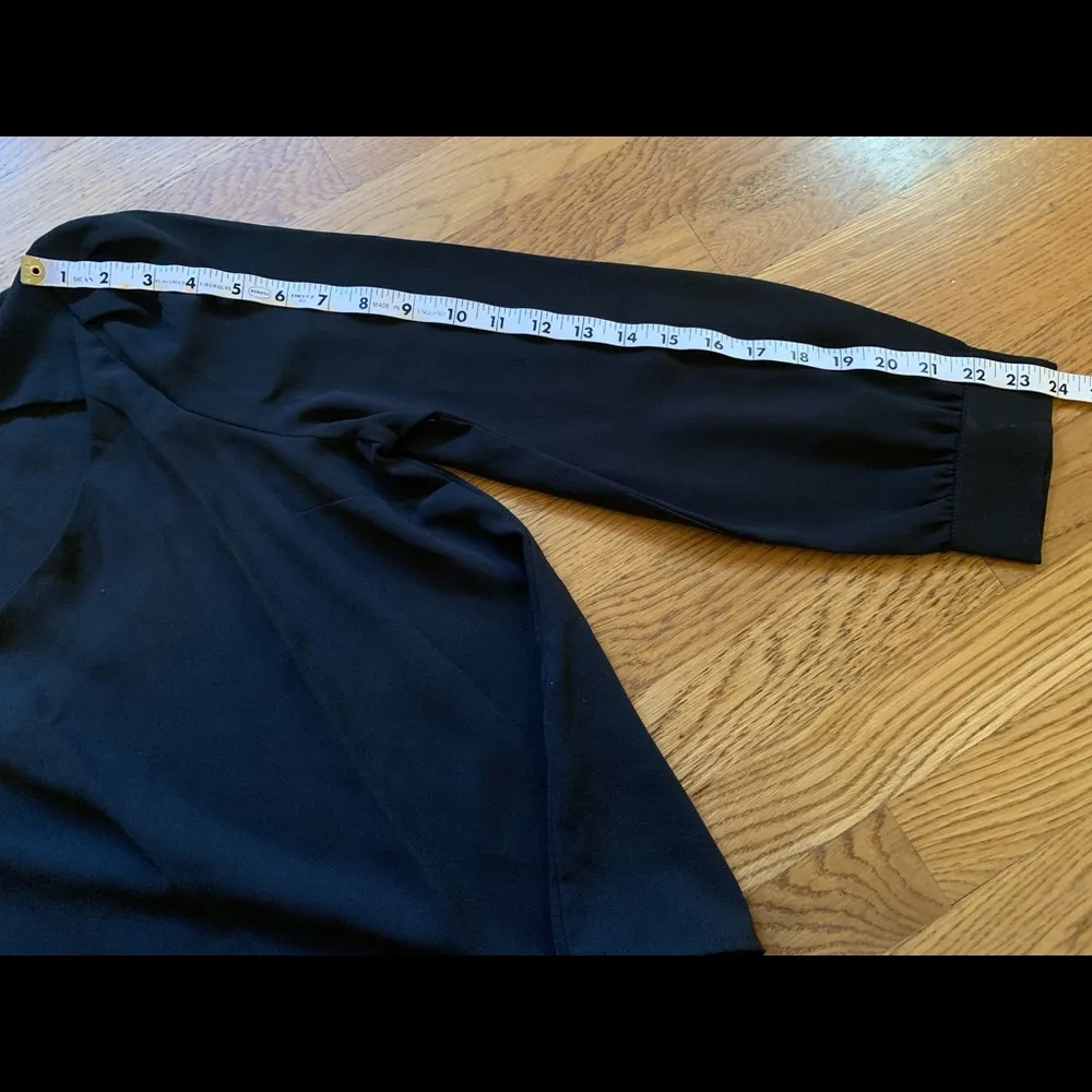 choker neck blouse in black size L Size L - Image 11