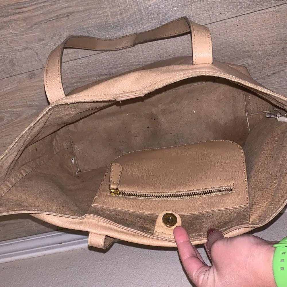 Old Navy Beige Faux Leather Tote Bag - Image 6