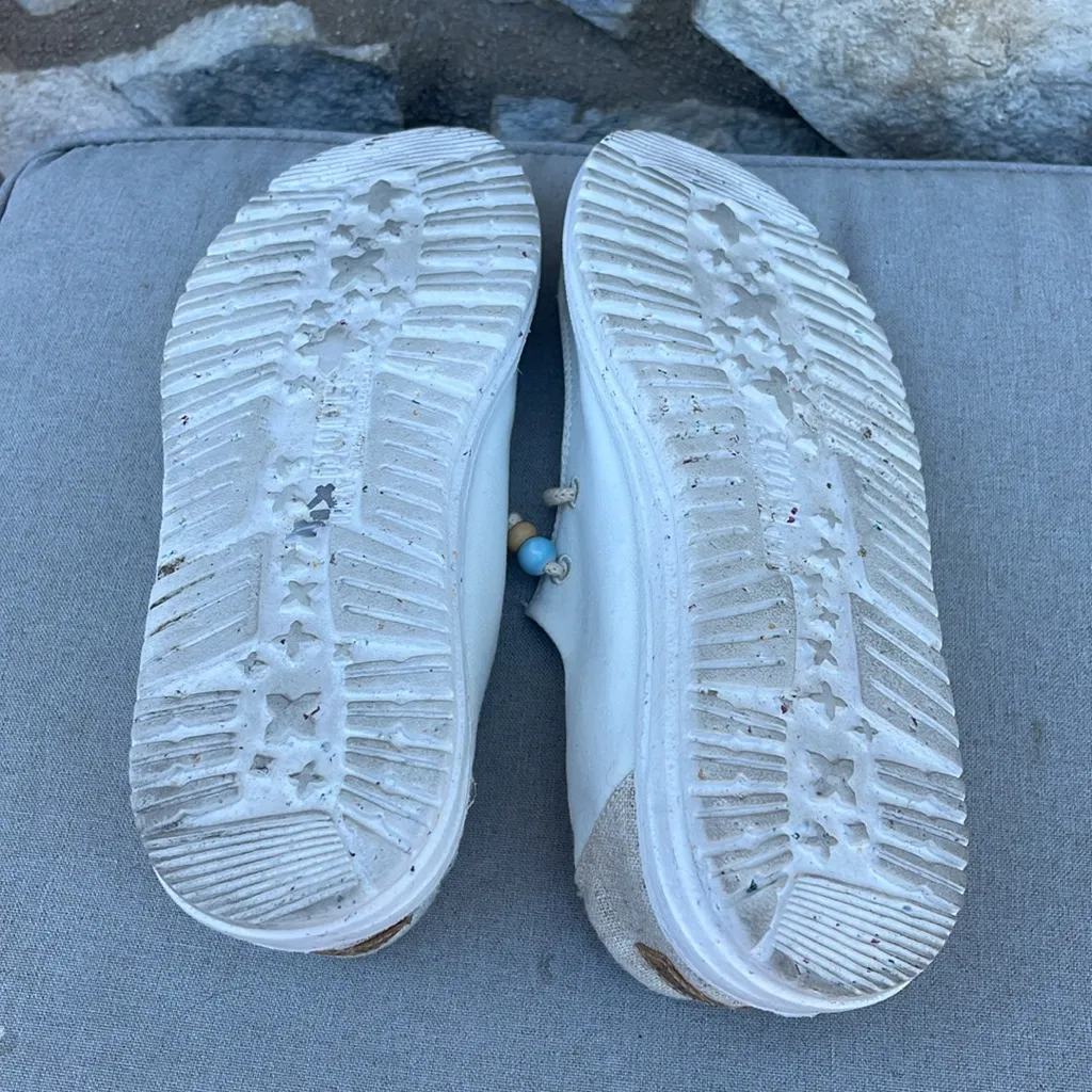 Hey Dude Wendy Natural "Salt" Slip-On Shoes size 8 - Image 4