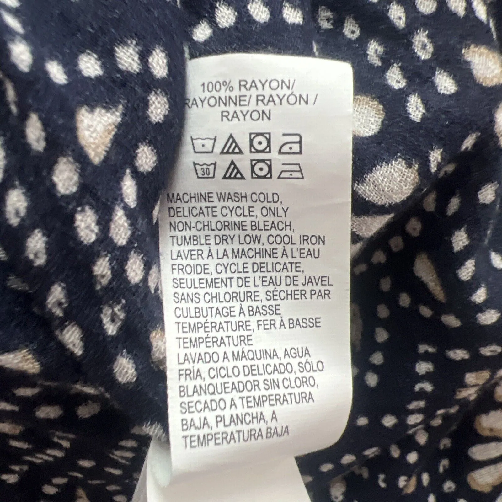 Lucky Brand Shirt Womens Medium Navy Blue Cream Floral Button‎ Up Boho Casual - Image 9