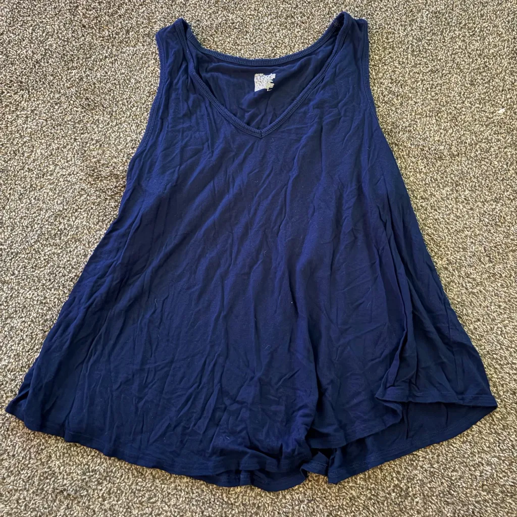 Gilligan & O'Malley Navy and Floral Pajama Set Blue Size XL - Image 2