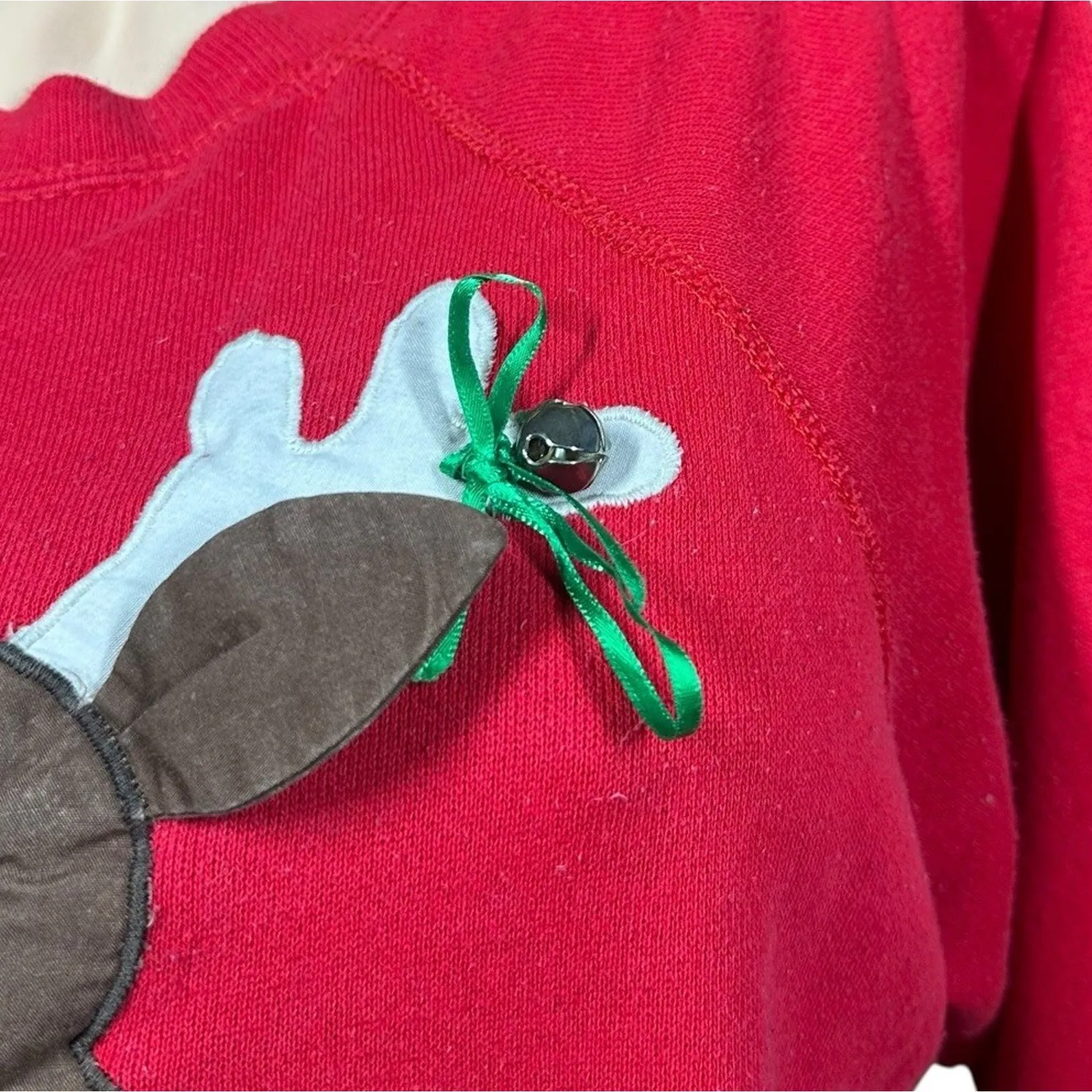 Vtg 80s Christmas Sweatshirt Red Reindeer Applique Rudolph Bells Size M Tultex - Image 2