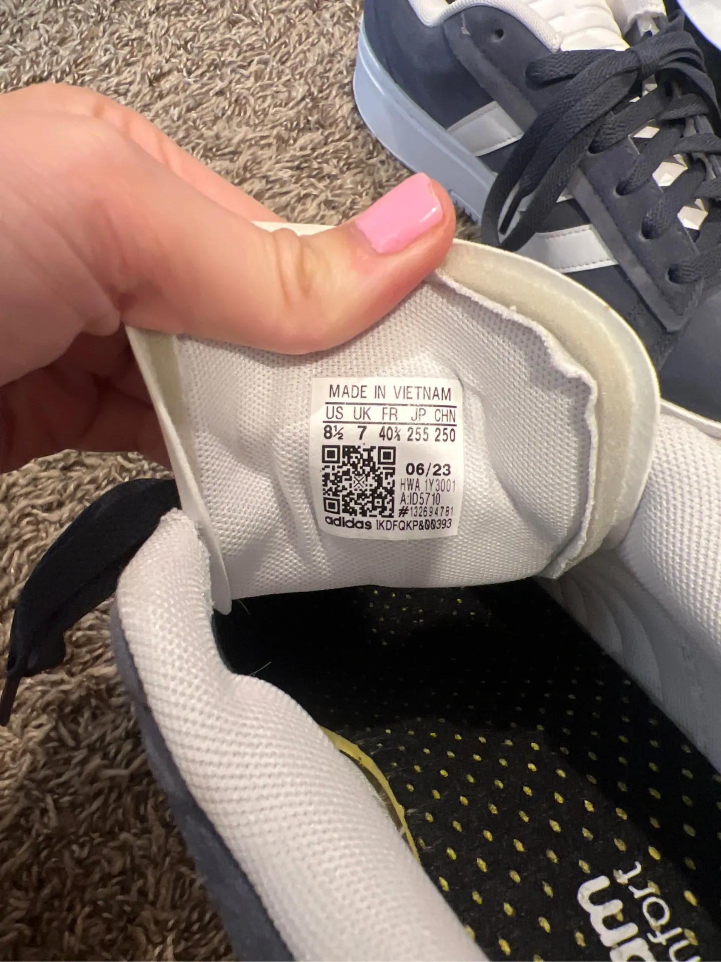 Adidas Sneakers - Image 4