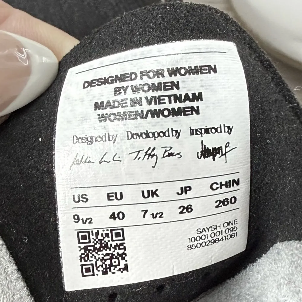 Women sneaker Saysh One Women's black size 9.5 athletic shoes - Image 8