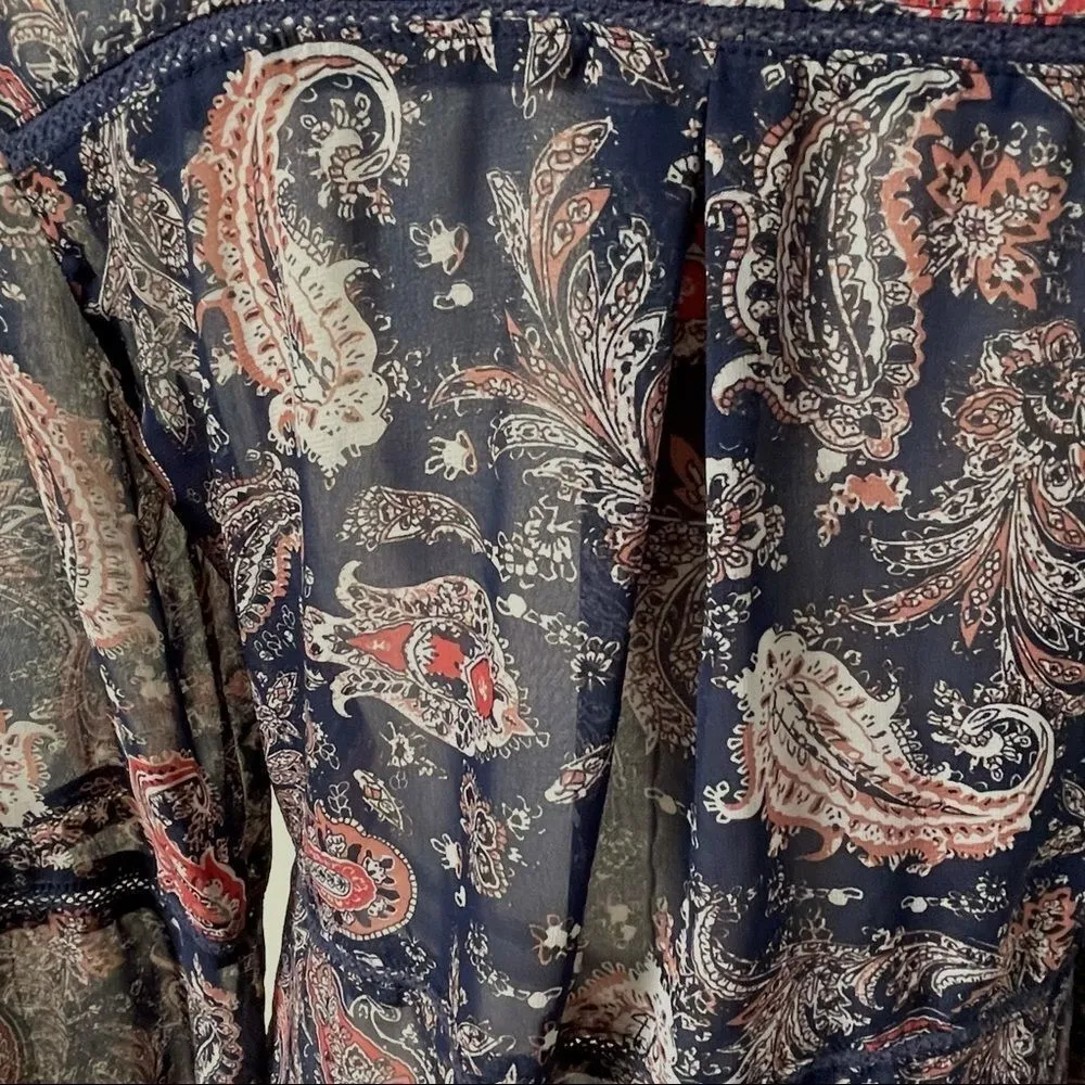 Octavia blue long sleeved paisley pattern blouse Size M - Image 8