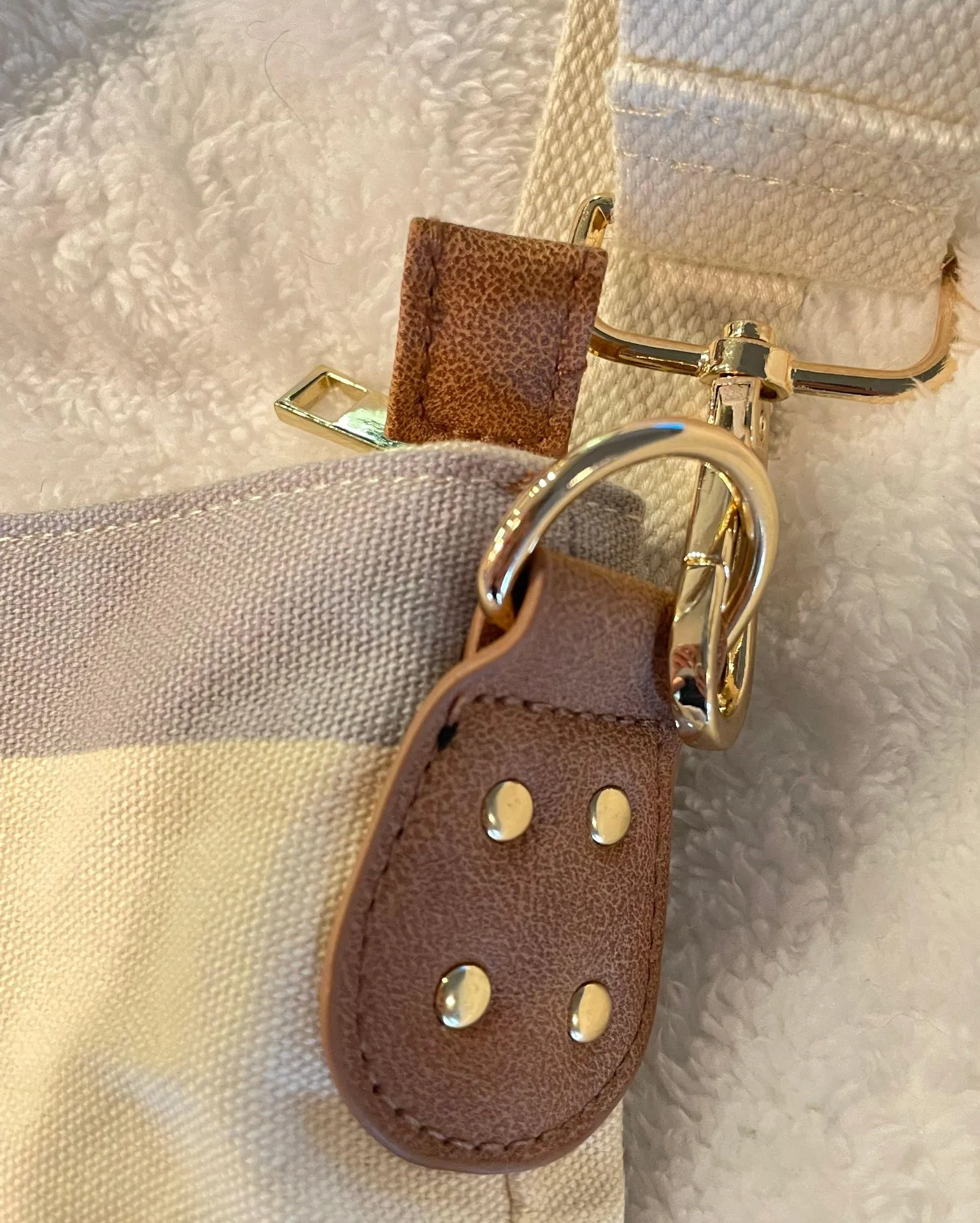 Blue And White Shoulder Bag - Image 5