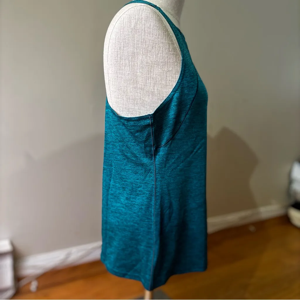 Gymshark Women’s Running Tank Top Teal Seafoam M EUC Racerback Gym Summer Track - Image 5
