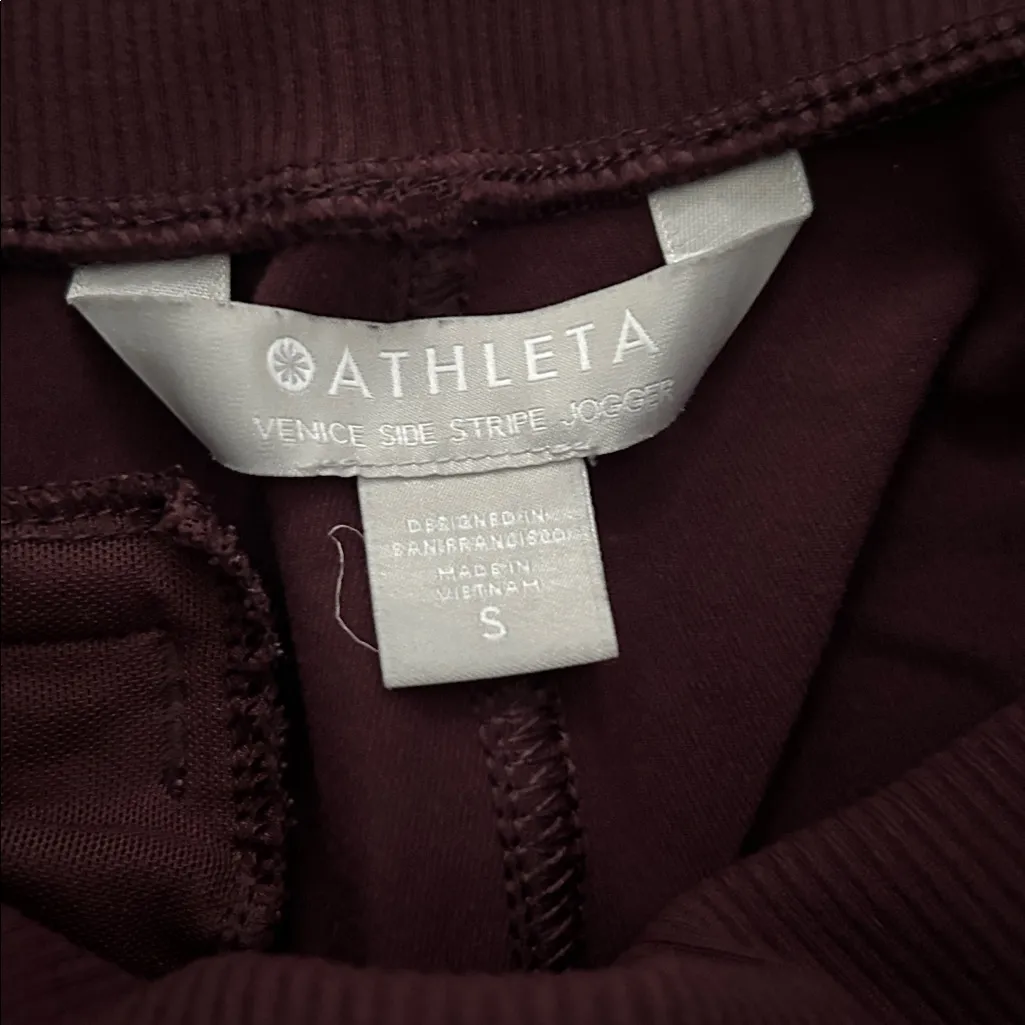 Athleta Women’s Maroon Jogger Leggings with White Stripes - Image 3