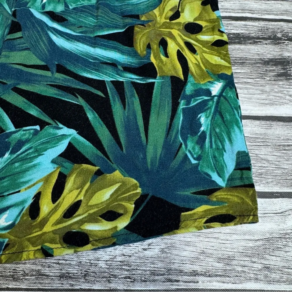 Brand Unknown Women's Lightweight Tropical Sleeveless Crop Top OS One Size Teal Blue Size M - Image 5