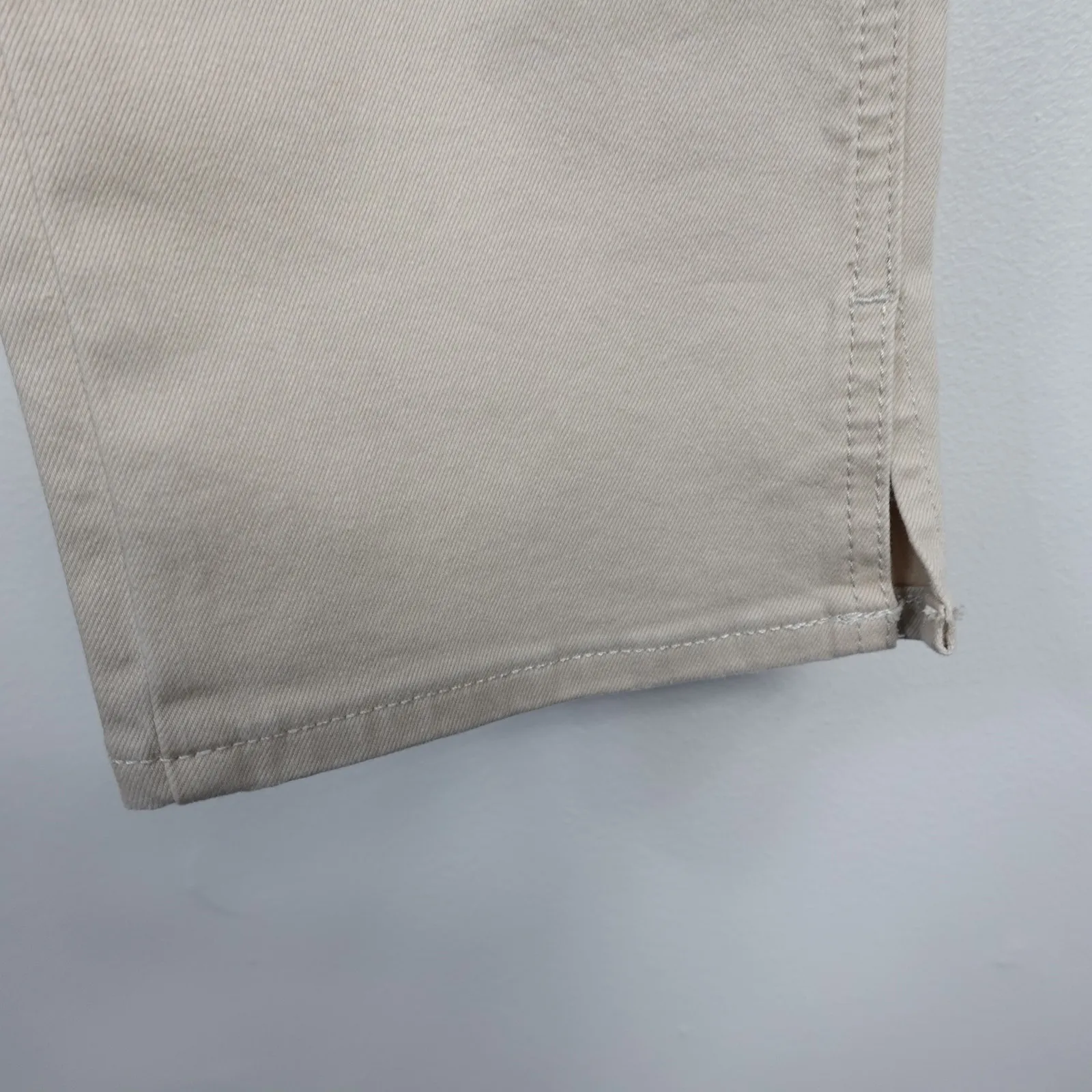 NYDJ Khaki Capri Lift Tuck Mid Rise Crop Pants New Size 8P 8 Petite - Image 4