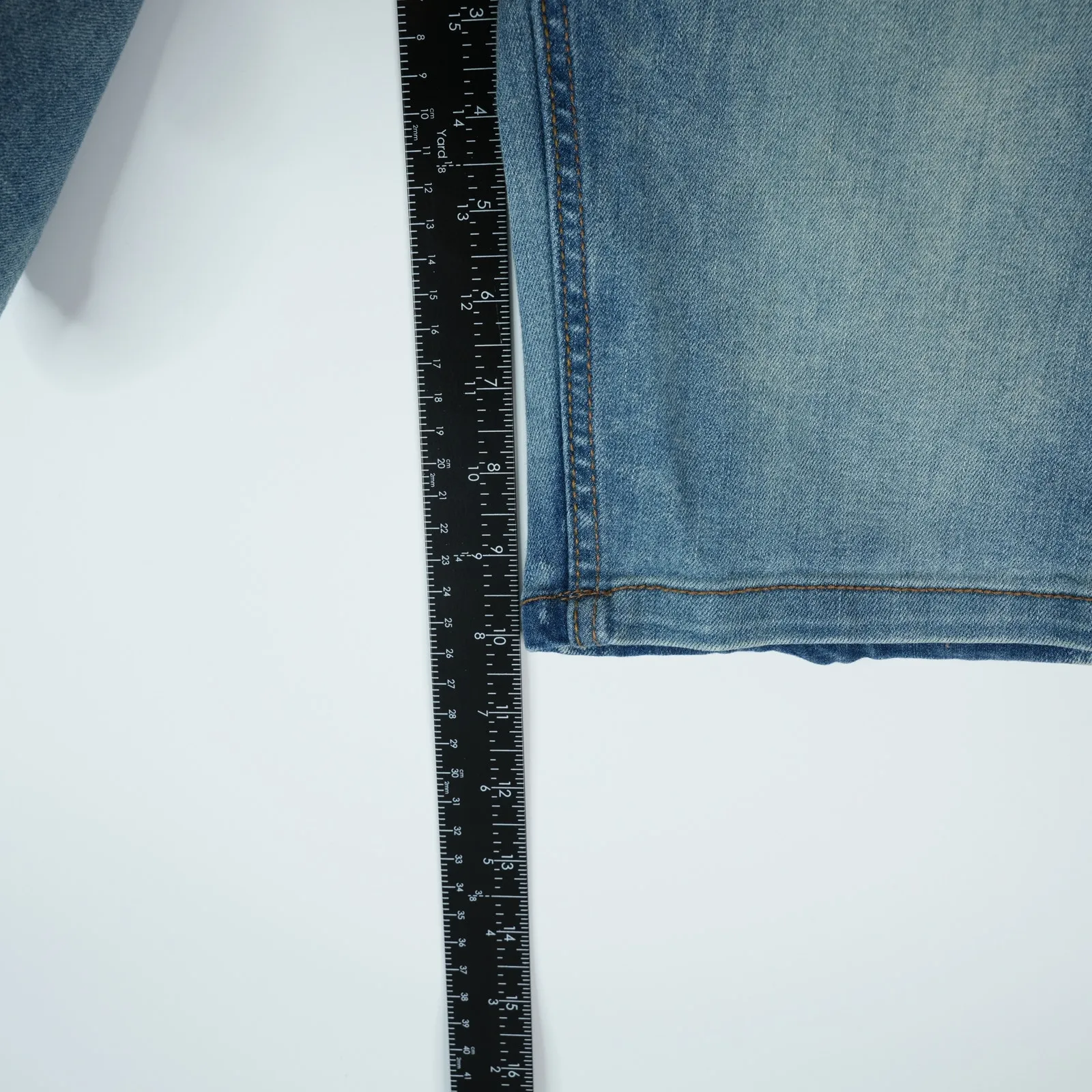 7 For All Mankind Bermuda Shorts Womens 16 (28x10) Blue Denim Jorts Stretch - Image 8