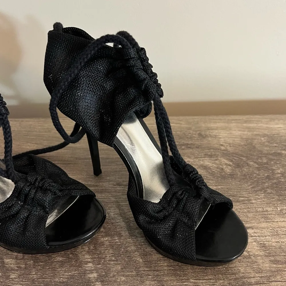 Bakers Black Tie stiletto High Heels Shoes Open Toe Formal Prom Hoco Sz 6.5 B - Image 3