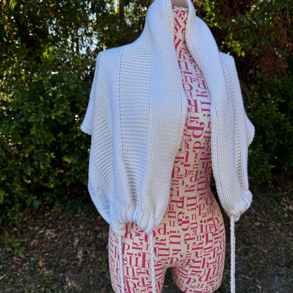 GURU Italian Wool Blend Large‎ Ivory Knit Wrap Sweater Scarf Tassels And Poms White - Image 2