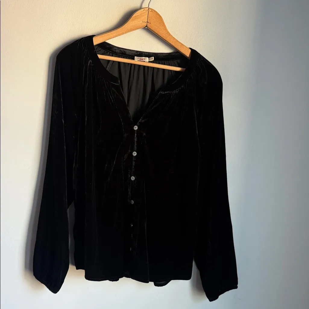 Faherty Naomi or Genevieve Stretch Silk Velvet Top Medium - Image 2