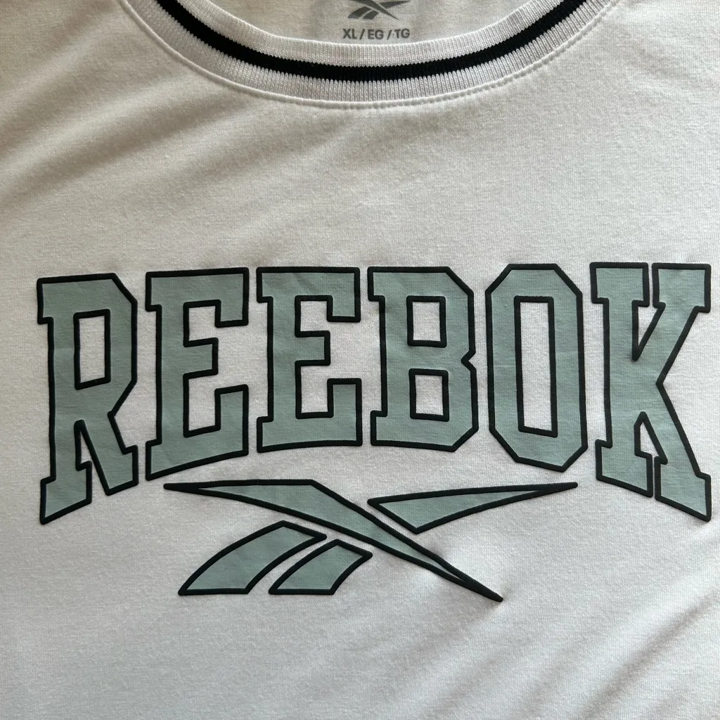 Reebok White Logo T-Shirt Size XL - Image 3