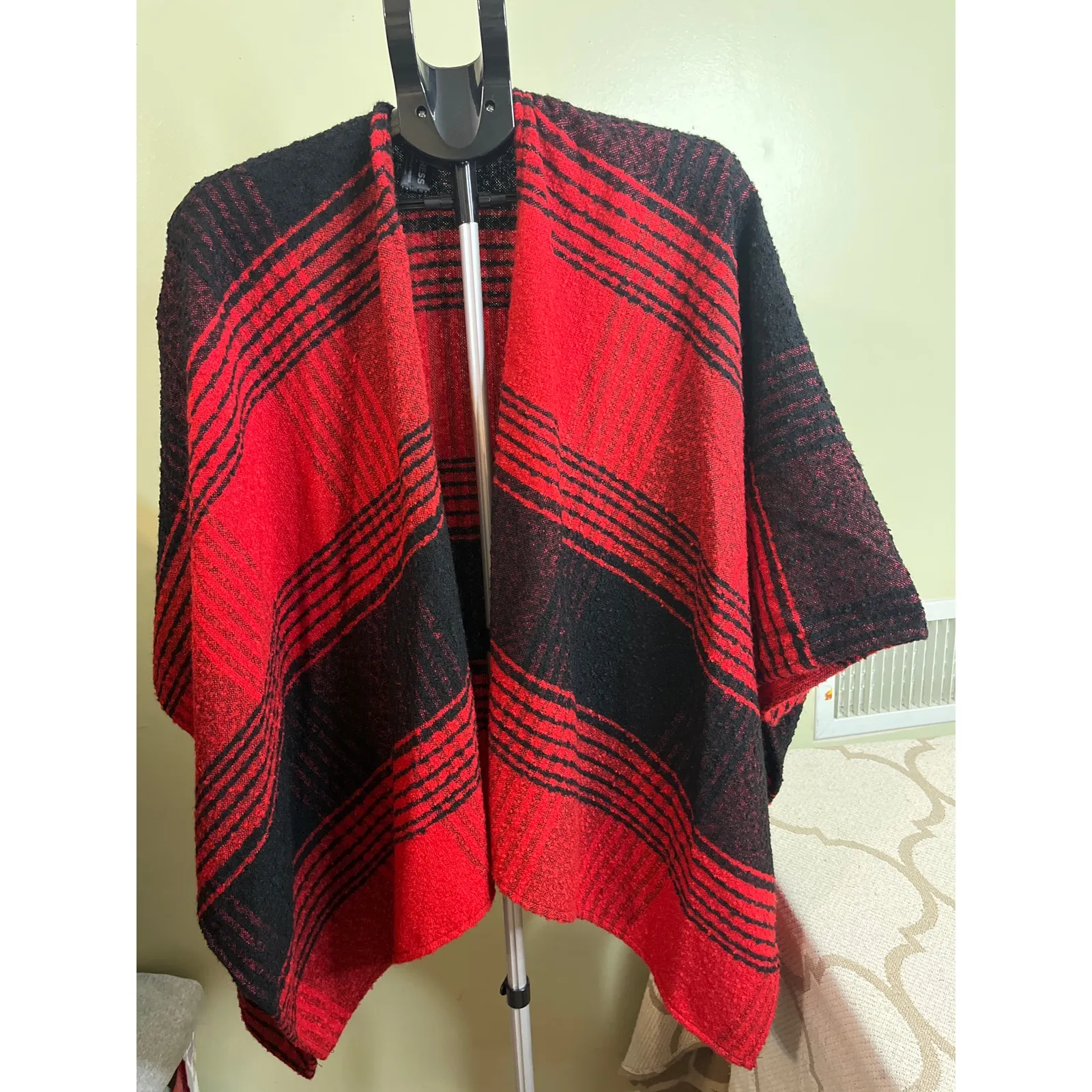 Express oversized blanket poncho red black textured open front, size one size - Image 2