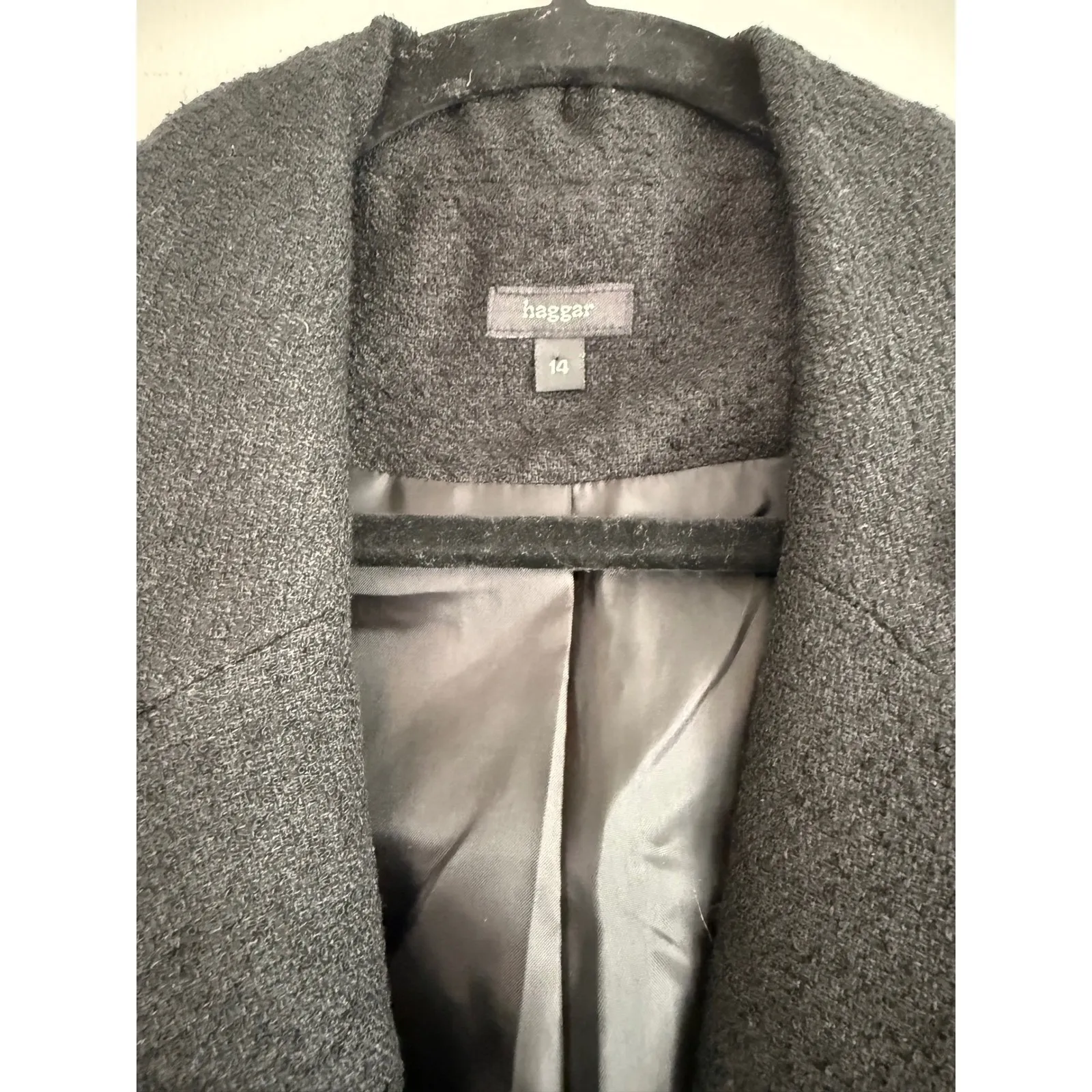 Hagger Black Textured Structured Blazer Size 14‎ | Classiccore | Dark Academia - Image 2