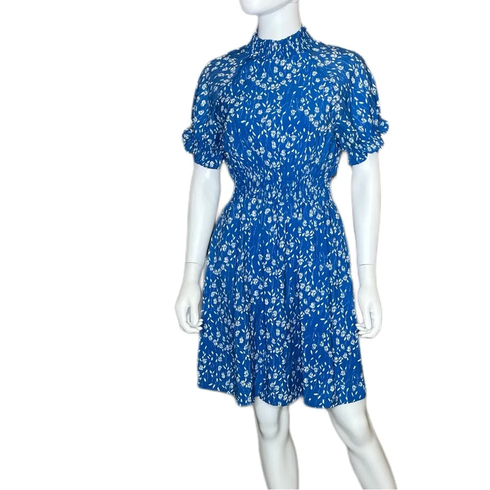 Hayden Floral Smocked Neck Mini Dress Blue Floral Women’s Sz M - Image 2