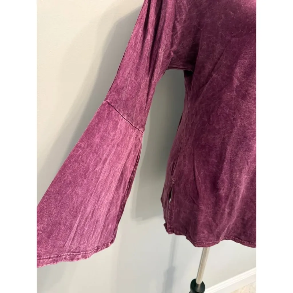 "Promesa" women's small plum bell sleeved top BOUTIQUE MSRP: $68.00 - Image 3