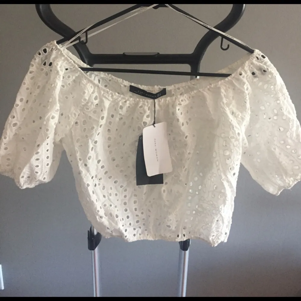 Zara cropped blouse - Image 2