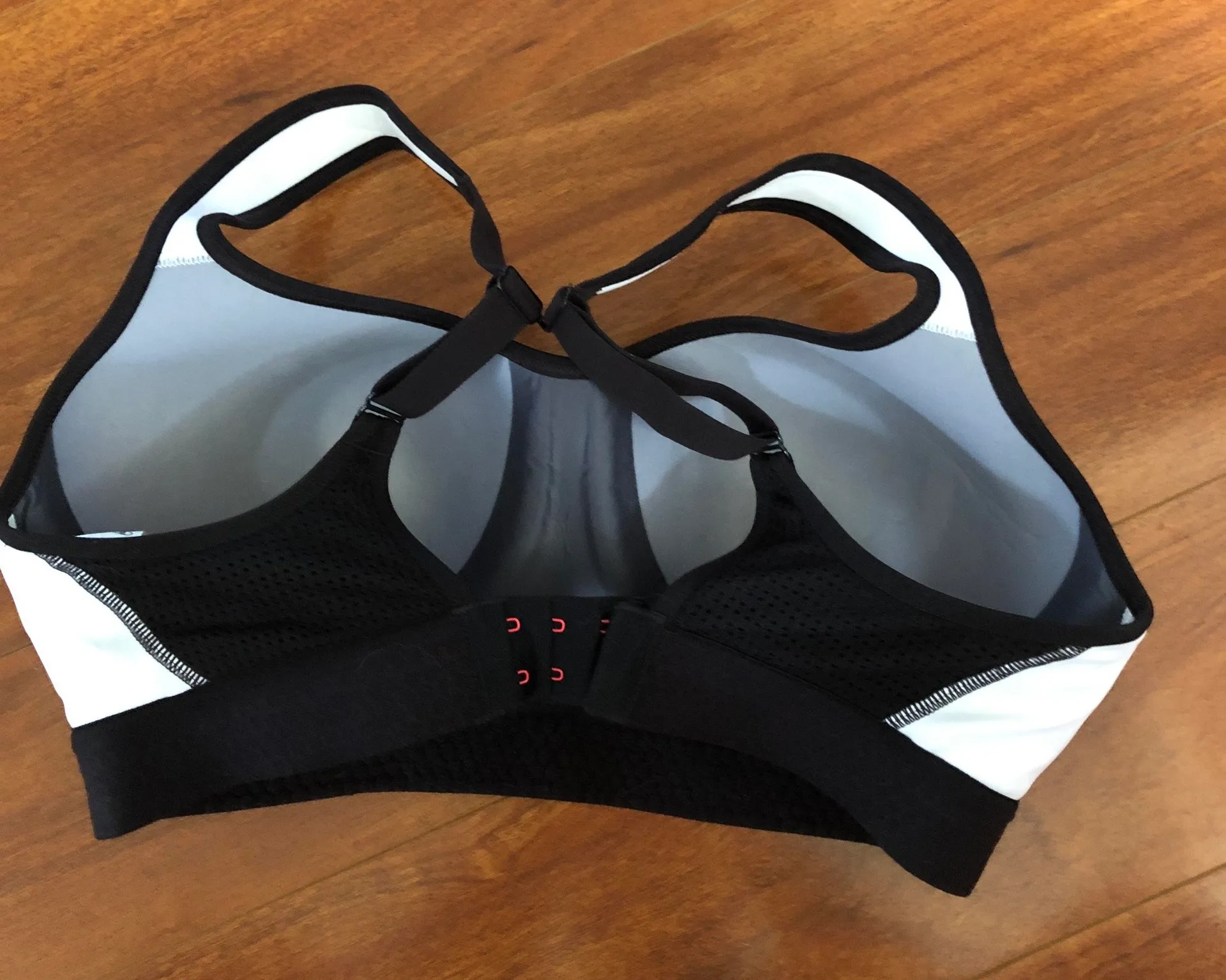 Champion Sports Bra - Image 3