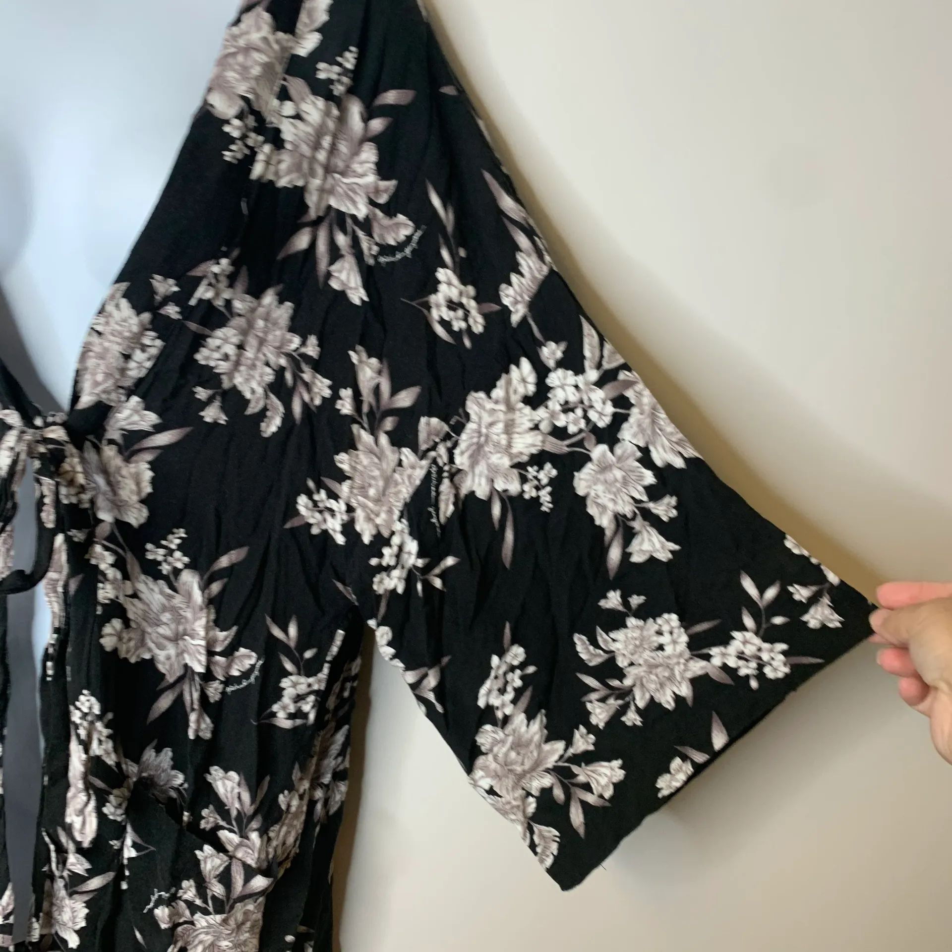 Black Floral Maya Kimono - Image 7