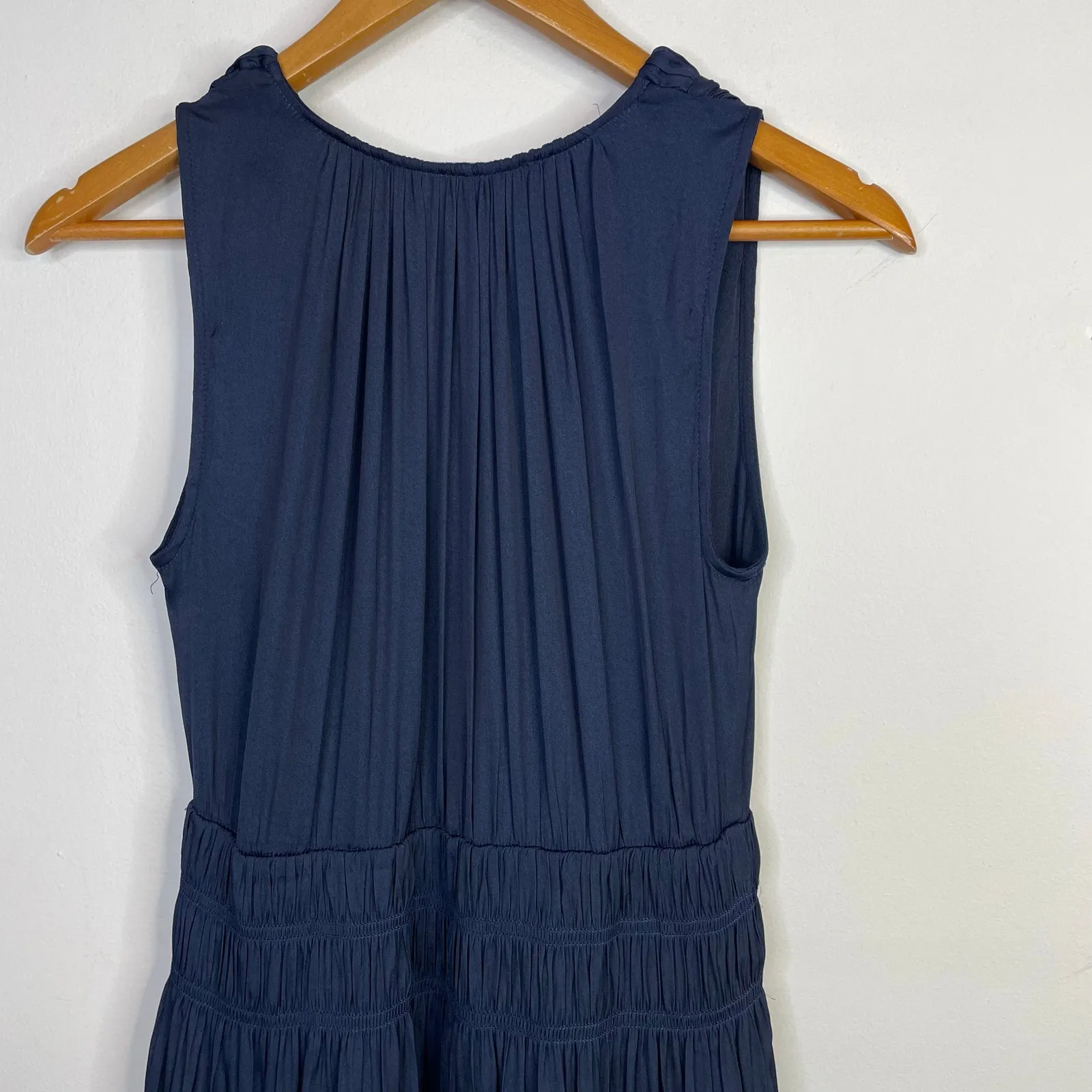 White House Black Market Satin Surplice Sleeveless Tiered Midi Dress Navy XS New - Image 9