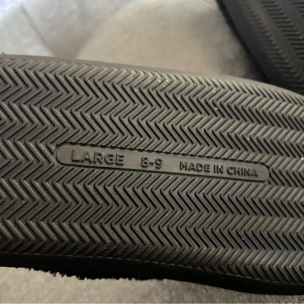 Smiley face Fuzzy Slippers, size Large 8/9US, wide width - Image 5