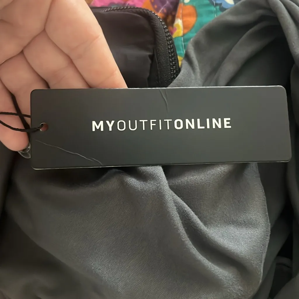 MYOUTFITONLINE NWT Pro - Image 4