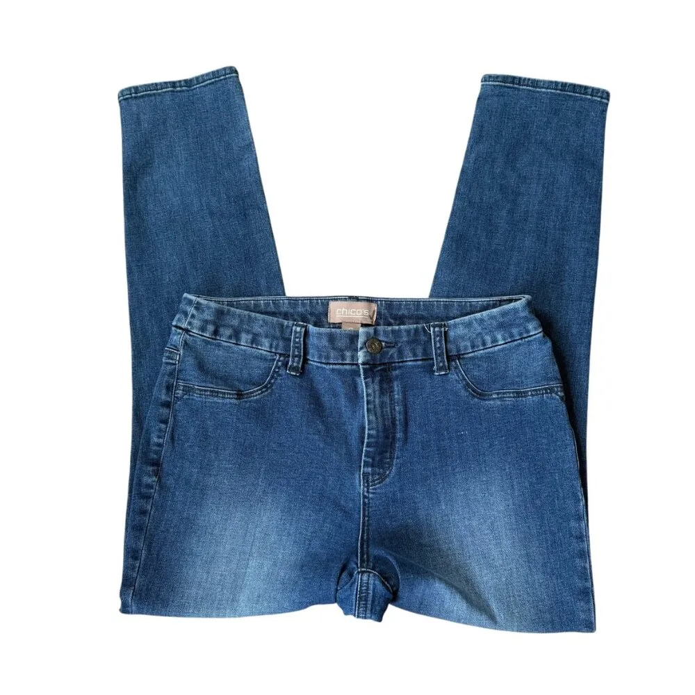 Chico's stretchy medium wash blue denim jeans with back pockets women's size 0 - Image 7