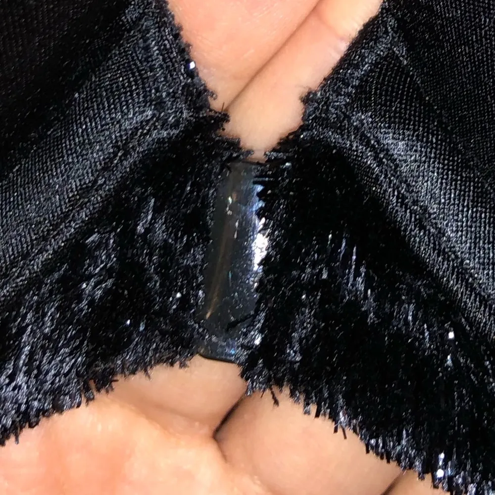 32A/ A70 Bombshell Plunge Victoria’s Secret Bra - Image 4