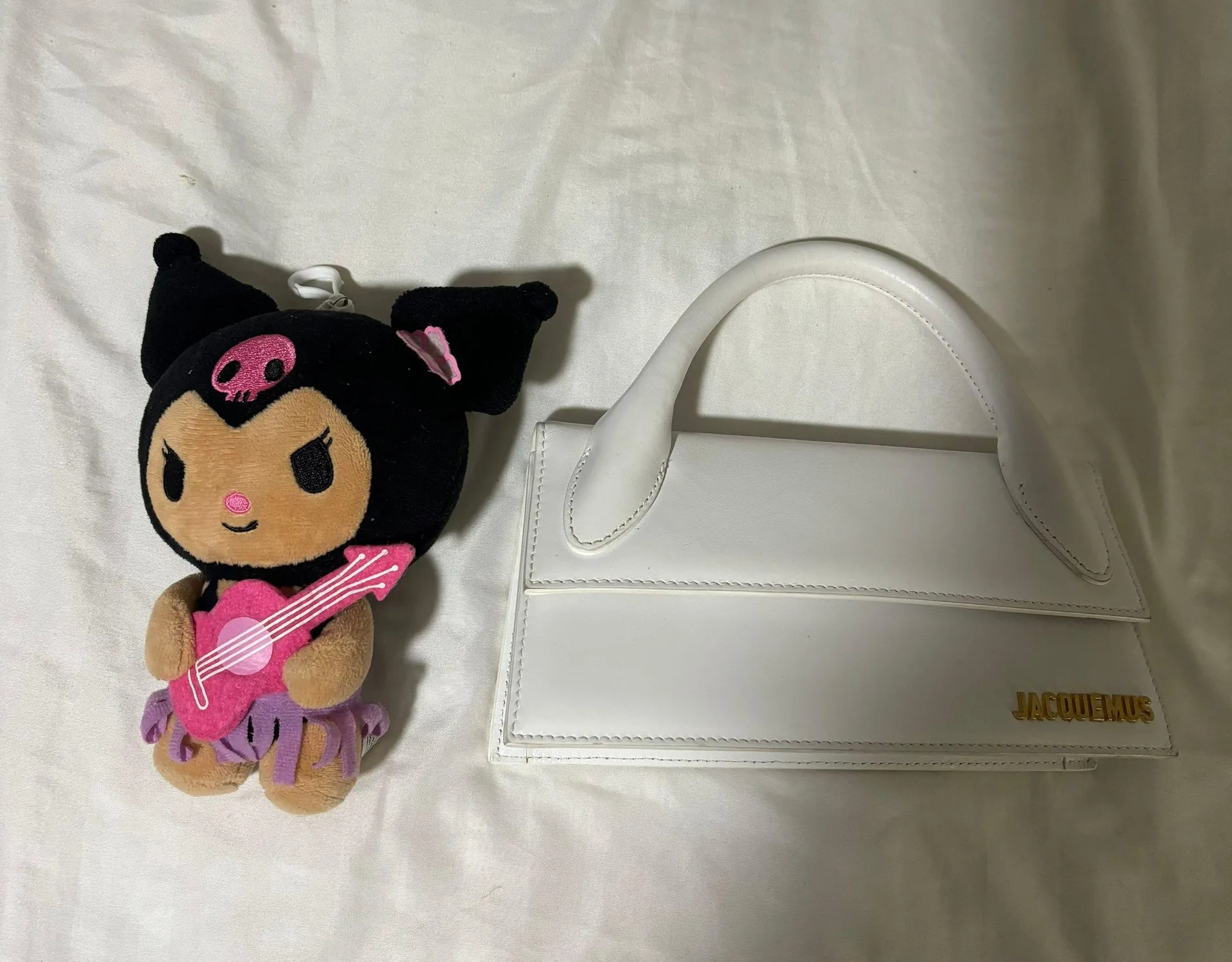 Kuromi Hawaii plush keychain - Image 4