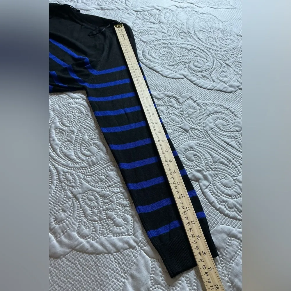Zara Black and Blue Crew Neck Sweater - Image 7