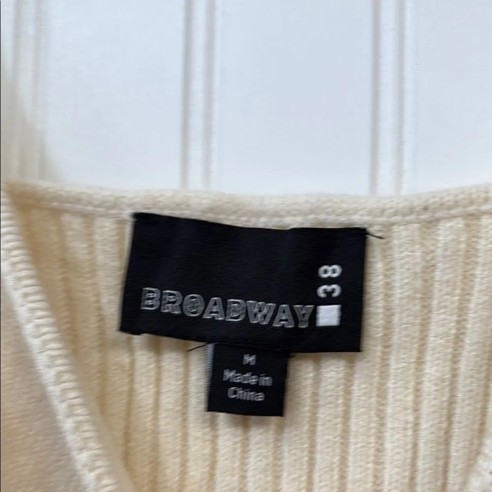 Broadway 38 Knit Ivory Women's Tank Top Sweater White Size M - Image 3