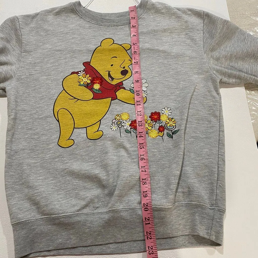 Disney Winnie the Pooh Sweatshirt XS | Floral Graphic Crewneck Gray - Image 5