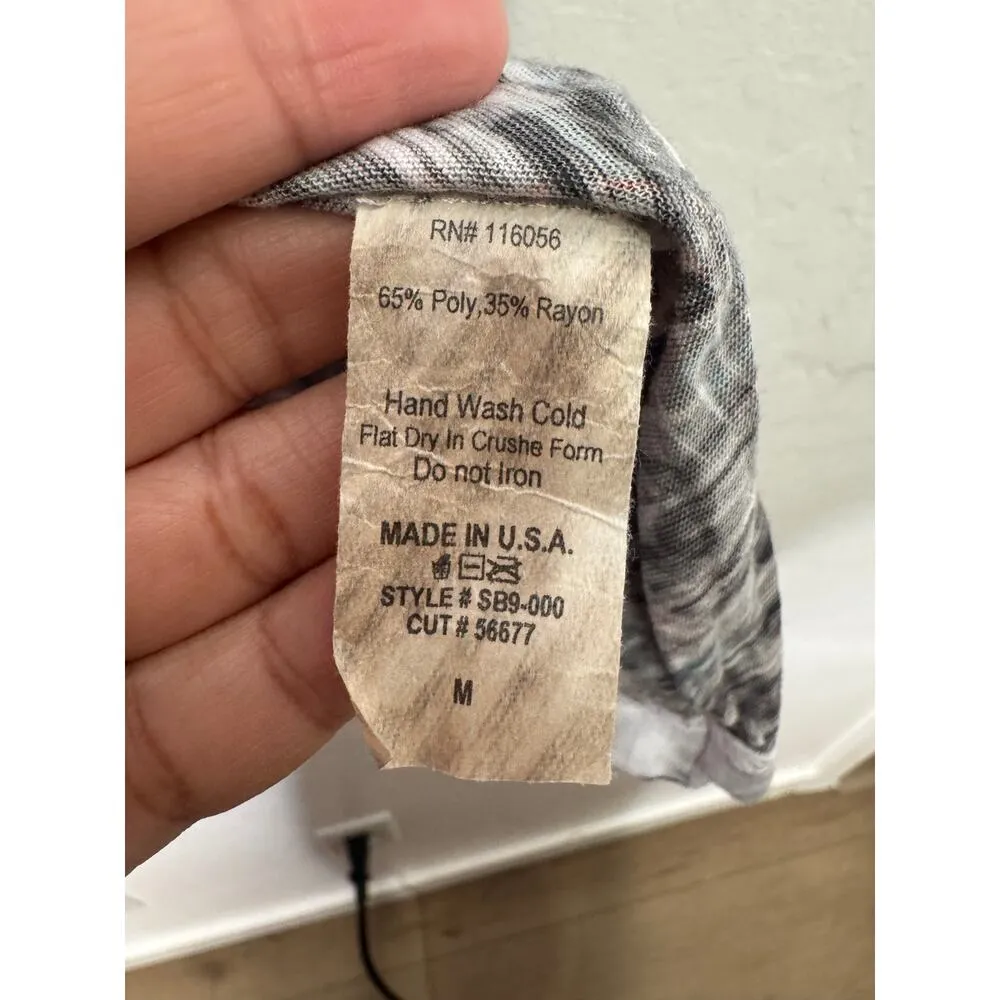 Jess & Jane Size Medium Signal and Noise Button - Image 6