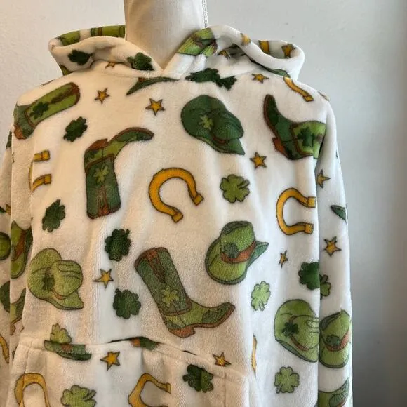 Throwzy Lucky Western Cowgirl Hooded Oversized Soft Lounge Sweater One Size Green Size XL - Image 1