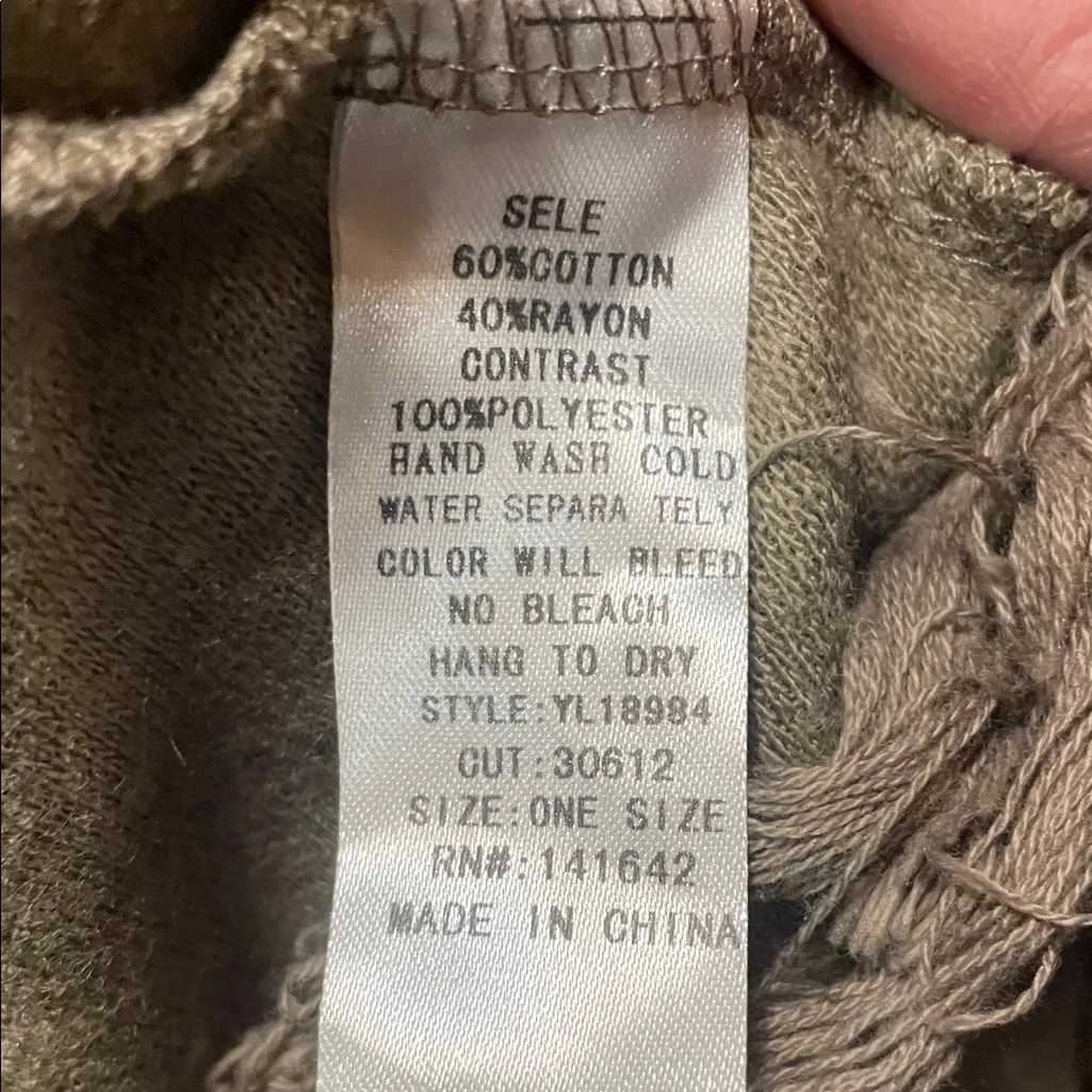 Elegant Fringe Women's Poncho in Olive - Image 3