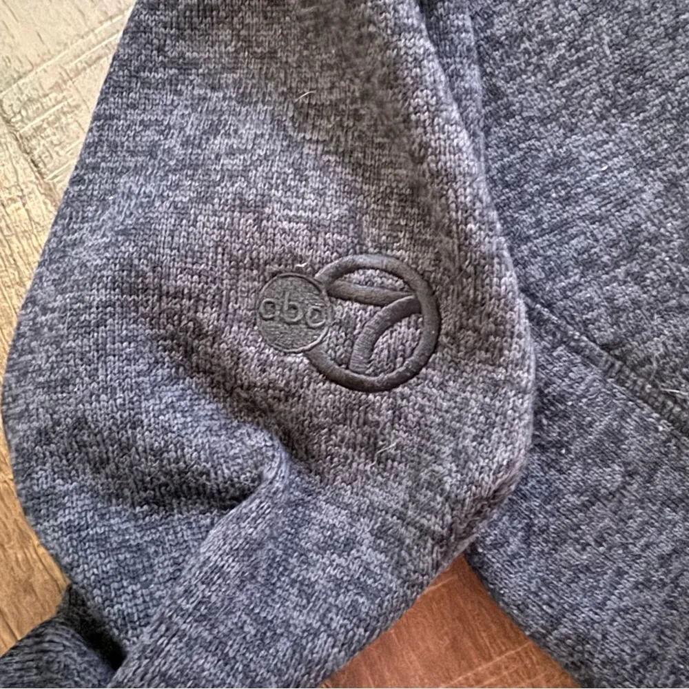 FOSSA Apparel zipper unisex sweatshirt, ABC CHANNEL 7, swag, size M Size M - Image 10