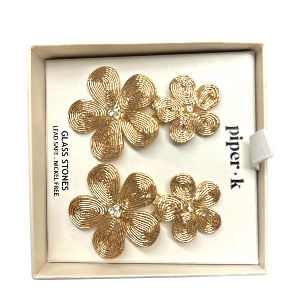 PIPER K Bohemian Gold Tiered Floral Crystal Drop Studded Summer Earrings NEW - Image 5