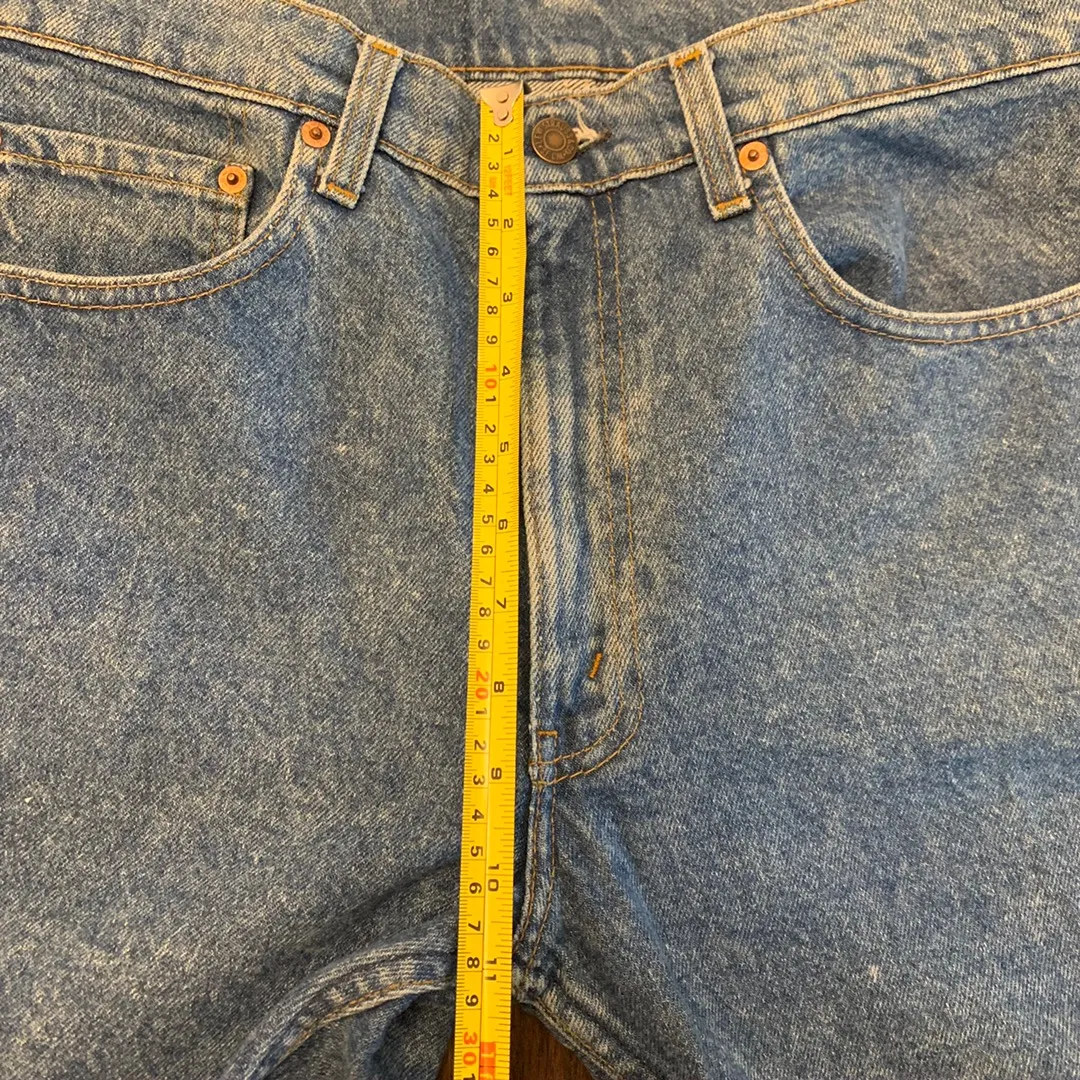 Vintage Levi Mom Jeans - Image 4