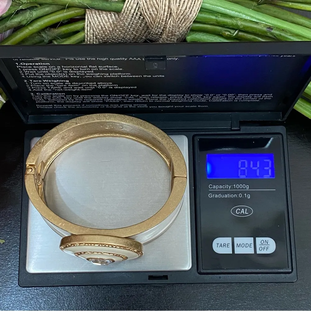 Vintage LIA SOPHIA Ivory Enamel Hinged Magnetic Clasp Cuff Bangle Bracelet - Image 12