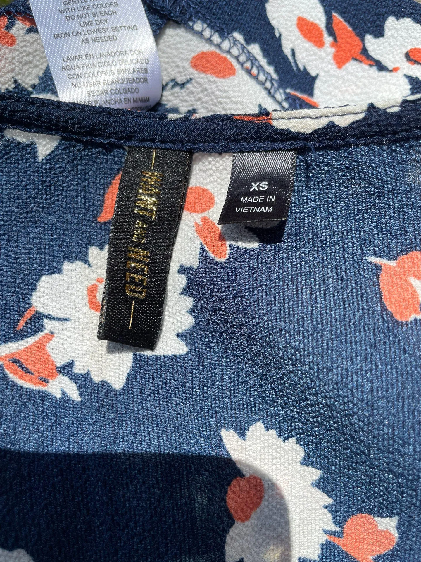 Want and need button up floral dress Blue Size XS - Image 4