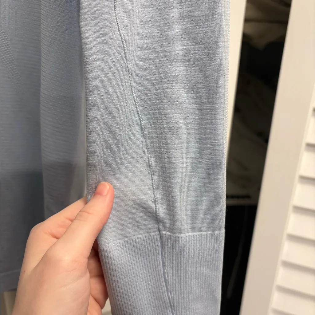 Lululemon Swiftly Tech Long Sleeve Crew Cool Breeze Size 12 - Image 8