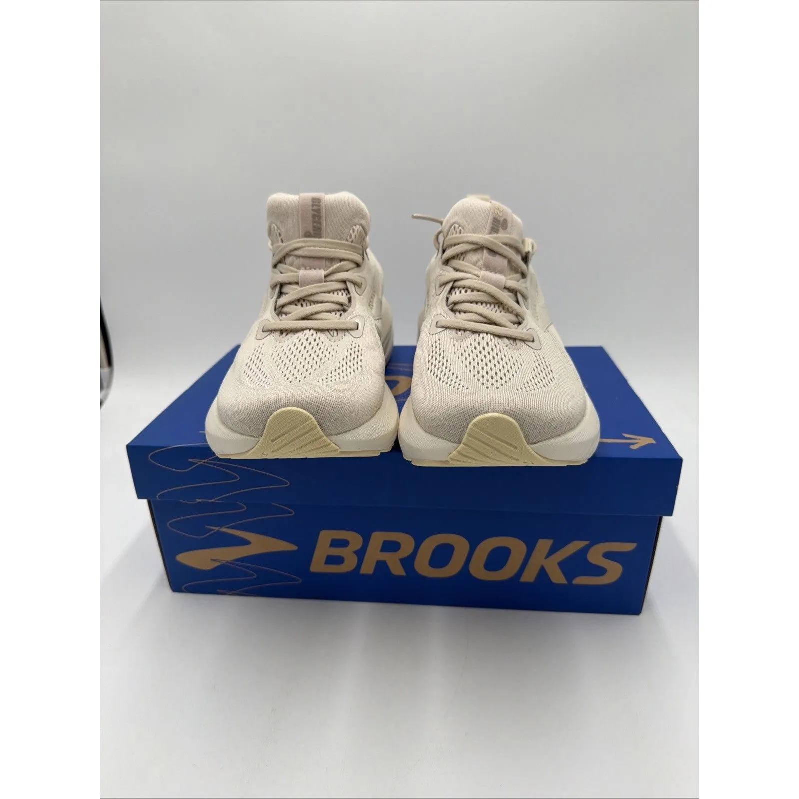 Brooks Women's Glycerin 22 Running Shoes  Almond Peach/ London Fog 9.5 NWB - Image 3