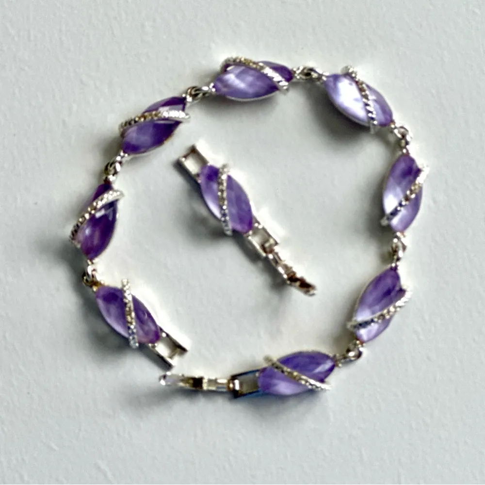 VTG AVON Faceted Acrylic Purple Clear Rhinestone 7”+1” extension NWOT - Image 2